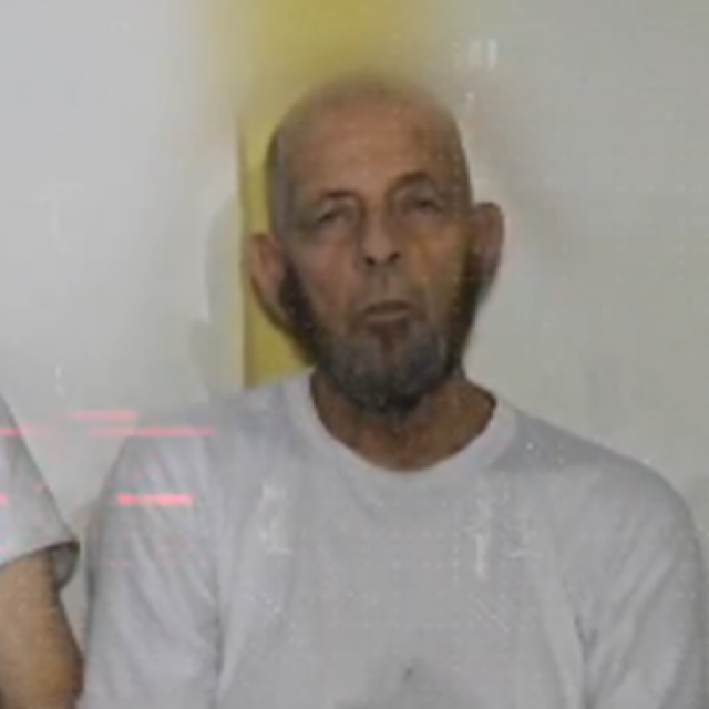 Isječak iz videa u kojem taoci moli za pomoć