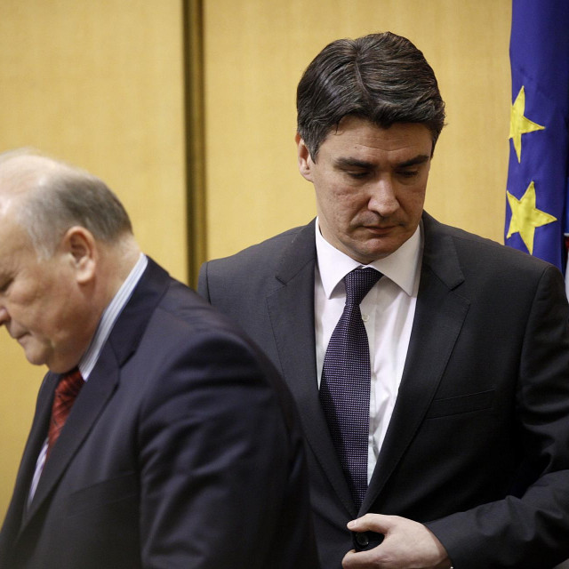 Tadašnji premijer i ministar financija: Zoran Milanović i Slavko Linić snimljeni u veljači 2012.