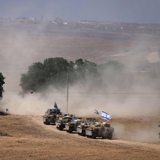 Izraelska vojna vozila u Pojasu Gaze