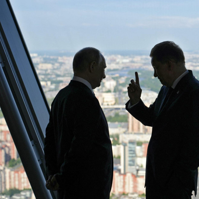 Vladimir Putin i šef Gazproma Alexei Miller