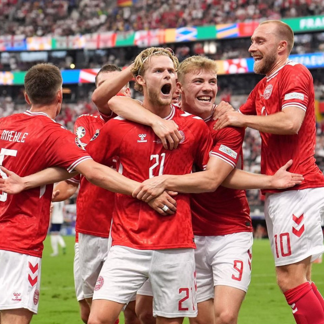 Slavlje danskih igrača nakon gola Hjulmanda