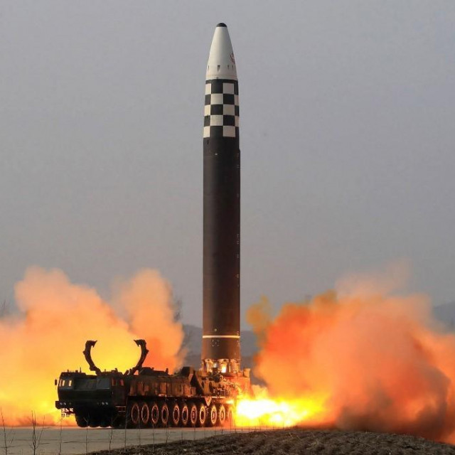 Sjeverna Koreja testirala interkontinentalnu raketu, arhivska fotografija