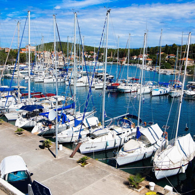 Hvar, 290618.
ACI marina Vrboska.