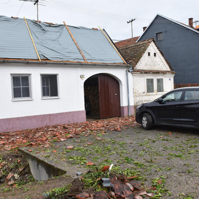 Krov uništen u nevremenu u Bošnjacima