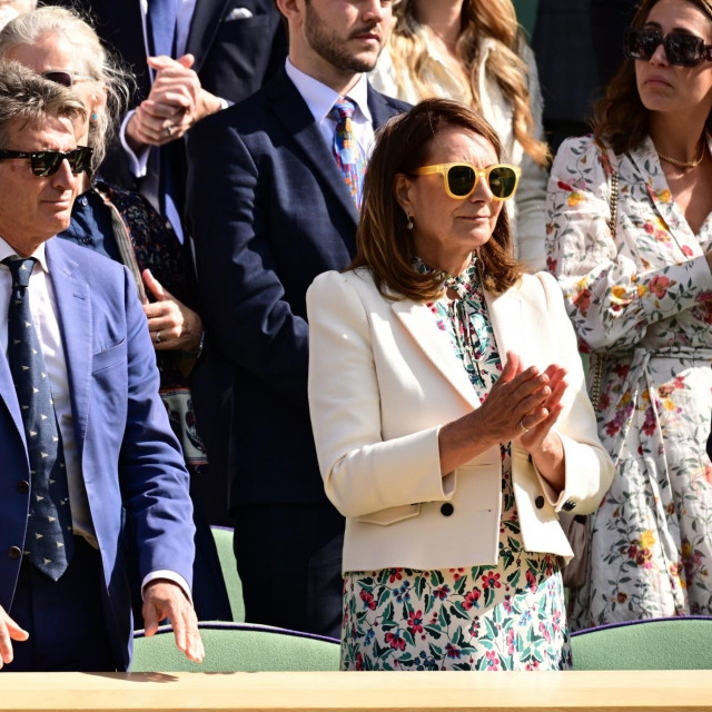 Legendarni britanski atletičar Sir Sebastian Coe i Carole Middleton, majka princeze od Walesa 