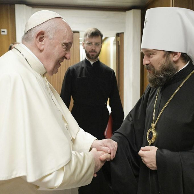 Papa Franjo i Hilarion

 