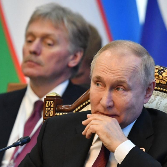 Dmitrij Peskov i Vladiir Putin