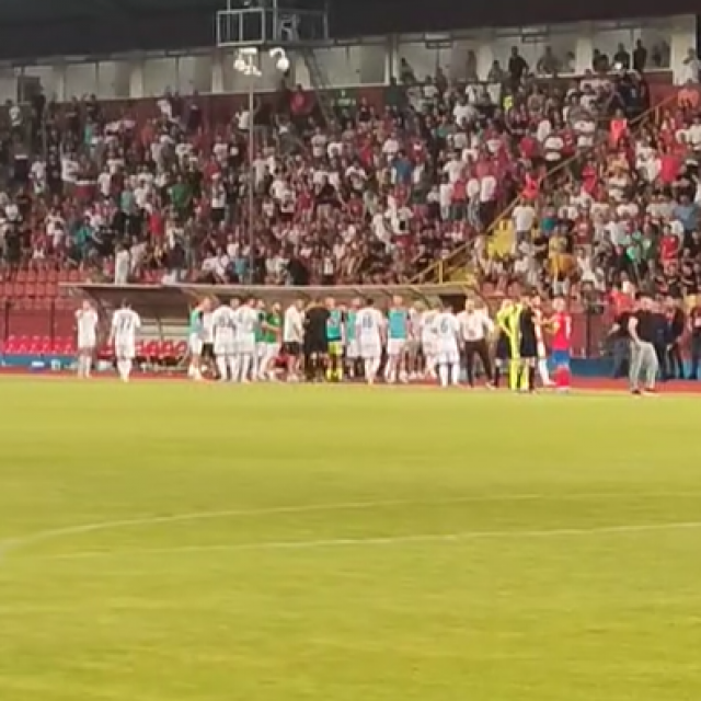 Prekid utakmice Borac - Egnatia