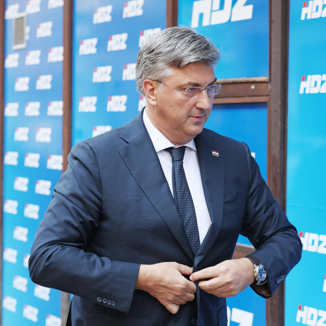 Premijer Plenković odagnao je strašnu P-riječ kao bezočni, lažljivi fabrikat novinara