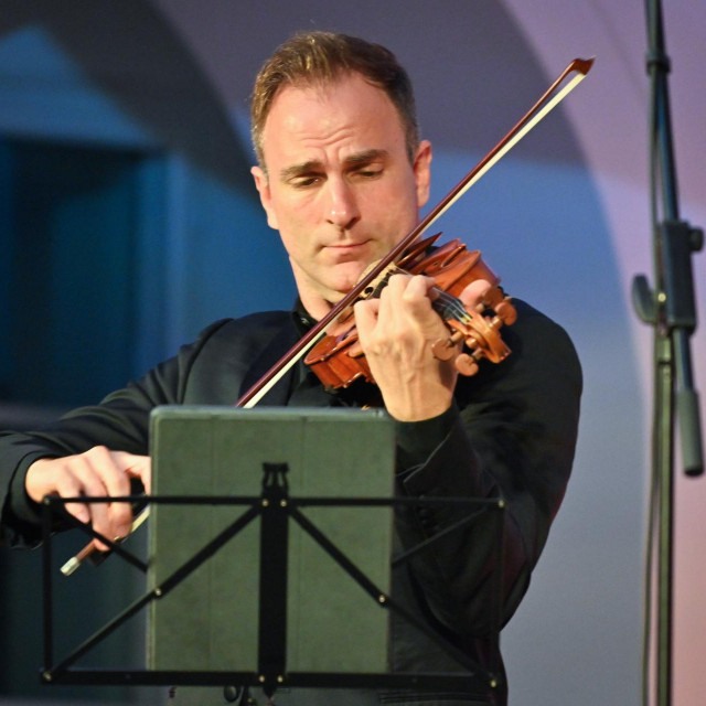 Koncert violinista Stefana Milenkovića i pijanistice Natalije Mladenović
