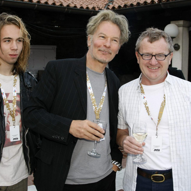 Julien Temple sa sinom i Mike Down 