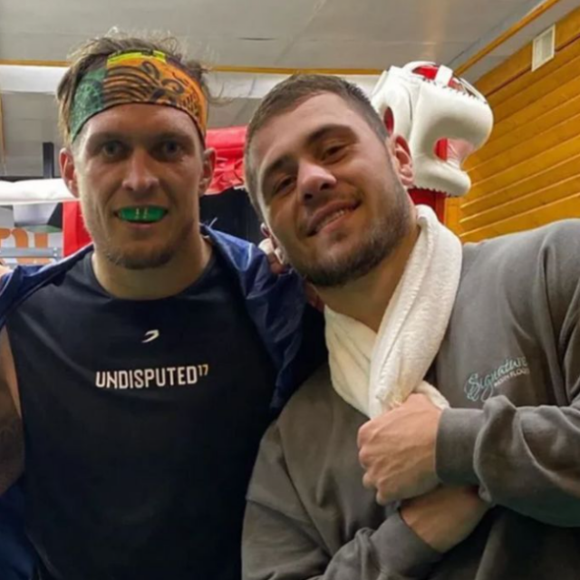 Oleksandr Usyk i David Allen