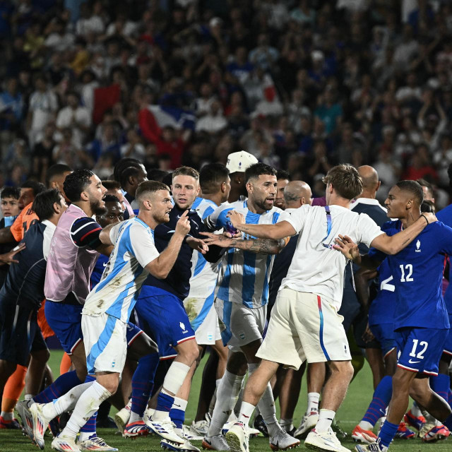 Sukob Francuza i Argentinaca