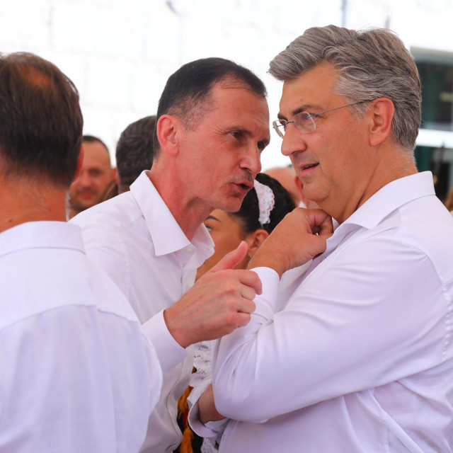 Dragan Primorac i Andrej Plenković na Sinjskoj alki