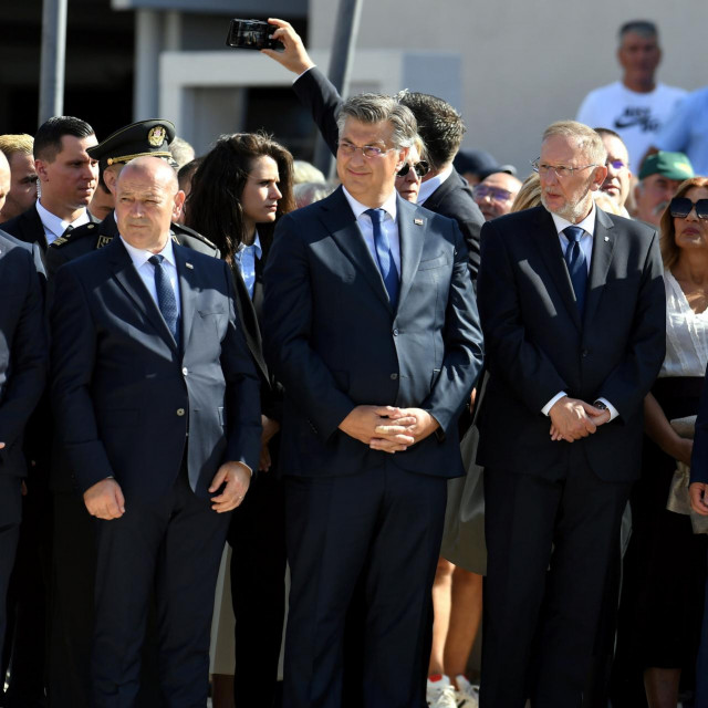 Na fotografiji: Ivan Anušić, Tomo Medved, Andrej Plenković, Davor Božinović, Branko Bačić