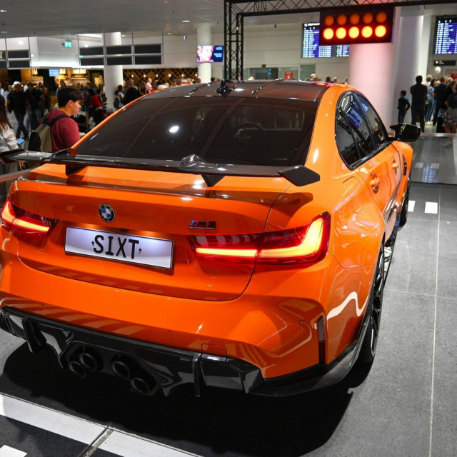 Sixt, ilustracija