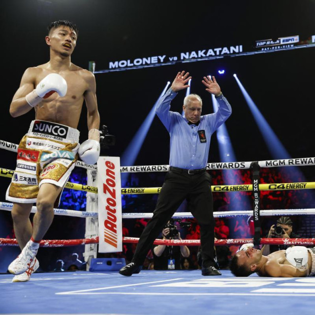 Junto Nakatani vs. Andrew Moloney