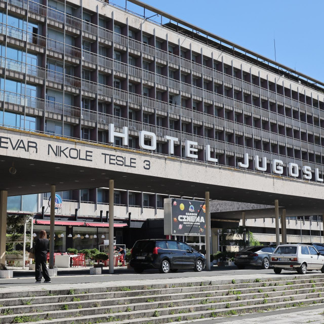 Hotel ”Jugoslavija” stradat će kao lateralna žrtva tipične nekretninske špekulacije kakvu u Hrvatskoj dobro poznajemo, a u Beogradu je postala organizacijski princip grada