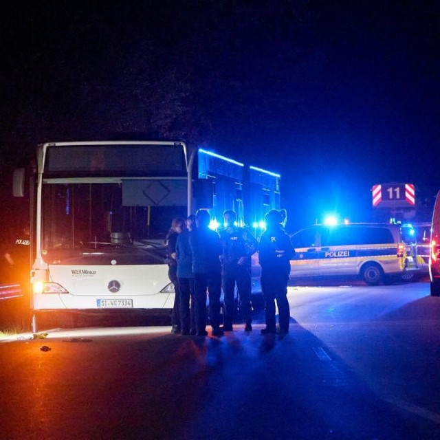 Autobus u kojemu se dogodilo krvoproliće