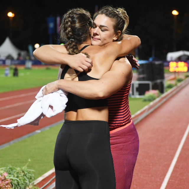 Sandra Elkasević i Valarie Allman