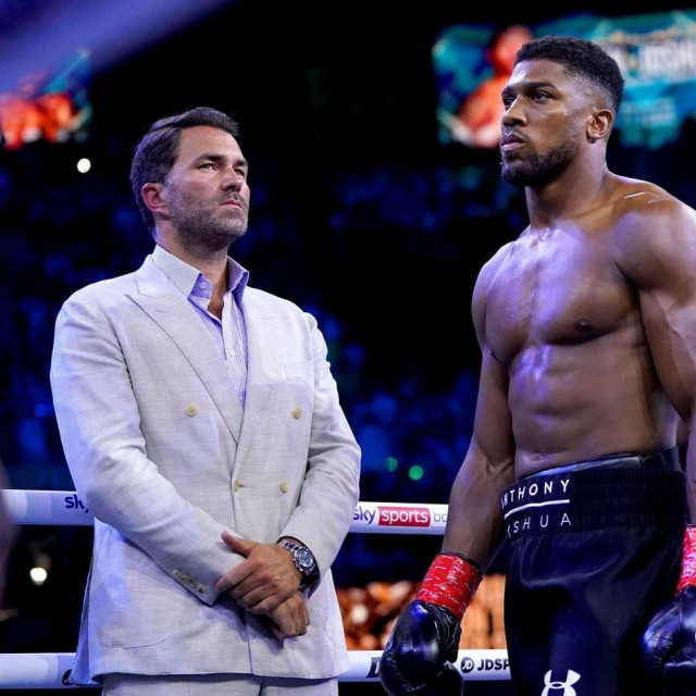 Eddie Hearn i Anthony Joshua