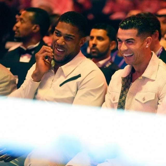 Anthony Joshua (lijevo) i Cristiano Ronaldo (desno)