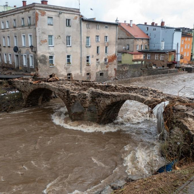 Ladek Zdroj, uništeni most na rijeci Biala Ladecka