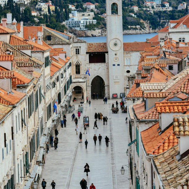 Spuštanje maksimalnih stopa moglo bi dovesti do toga da gradovi taj minus nadoknade višim porezom na nekretnine