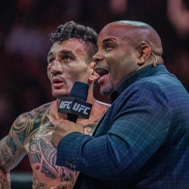 Max ”Blessed” Holloway i Daniel ”DC” Cormier