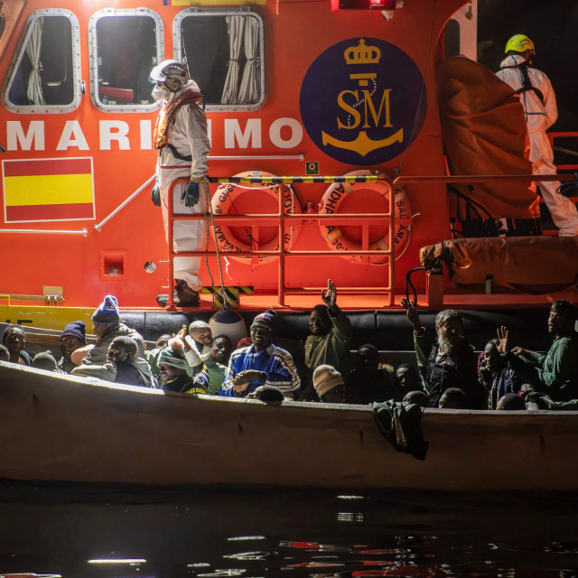 Migranti u luci La Restinga na Kanarskim otocima