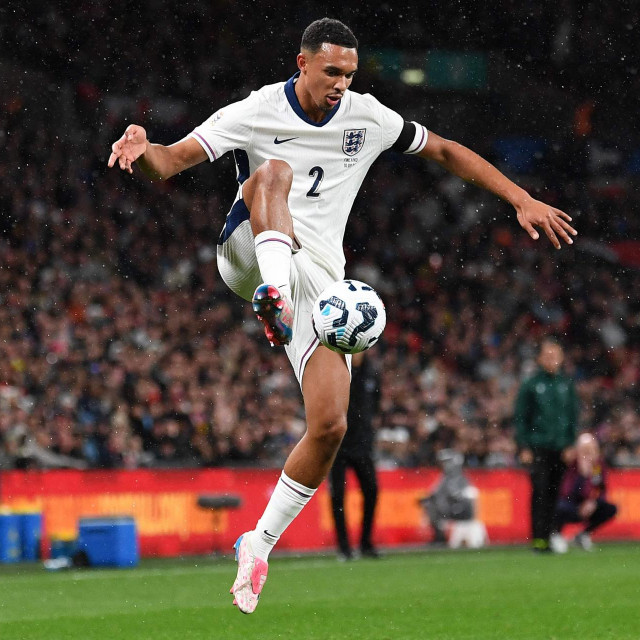 Trent Alexander Arnold u dresu Engleske