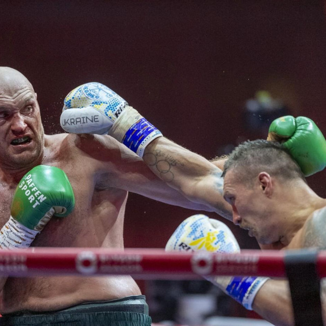 Fury vs. Usyk 1