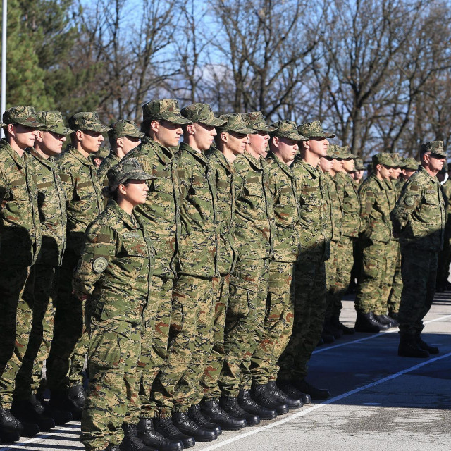 Postrojavanje vojnika