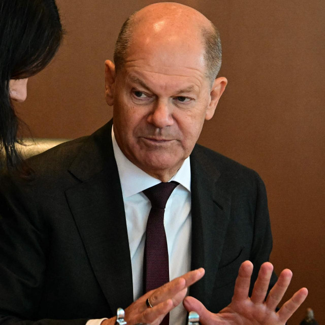 Očekuje se da će kancelar Olaf Scholz prisustvovati svečanosti u Schwerinu u Državnom kazalištu Mecklenburg