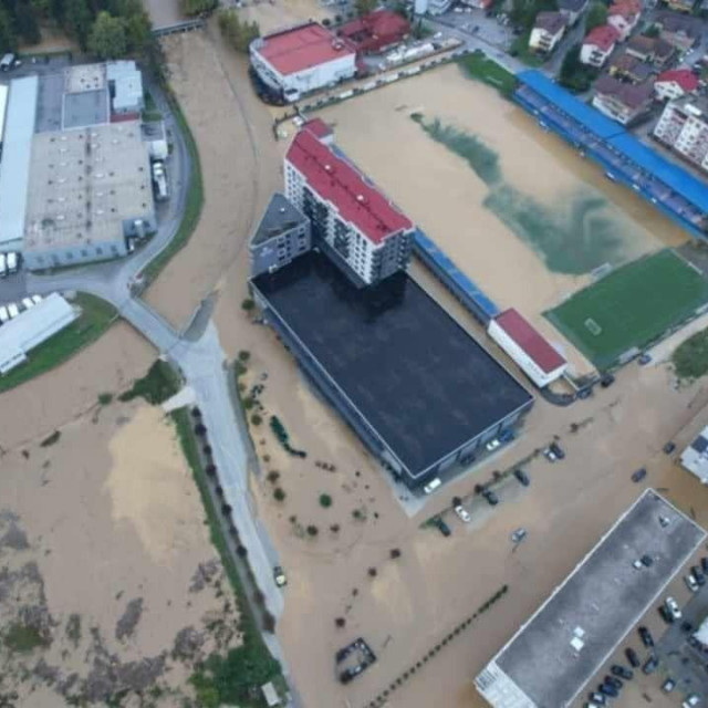 Potopljeni stadioni NK Kiseljaka