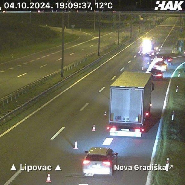 Kolona nadomak čvora Nova Gradiška na Autocesti A3