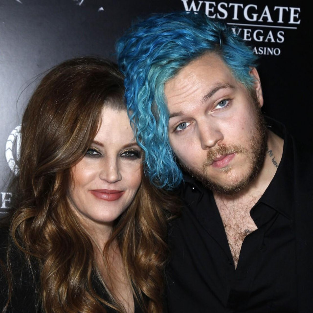 Lisa Marie Presley i Benjamin Presley Keough
 