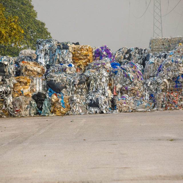 Bale uskladištene plastike (ilustracija)
 