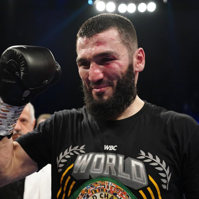 Artur Beterbiev