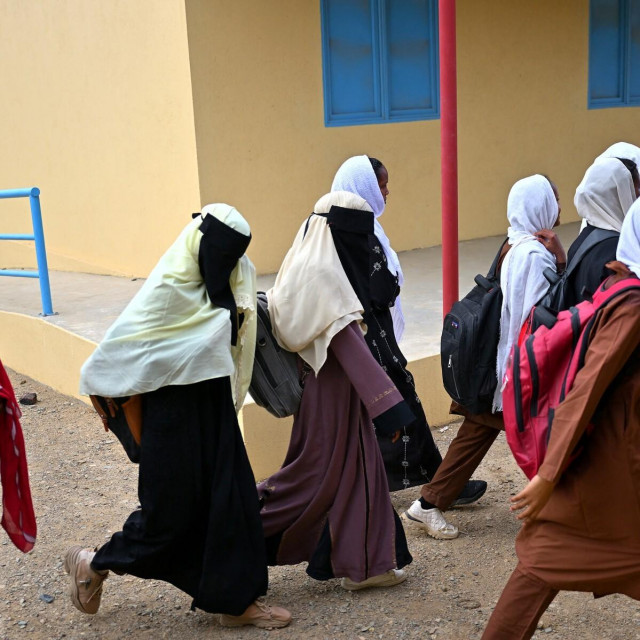 Sudanske žene i djevojčice u ratu su ostavljene na milost i nemilost banditima i zločincima