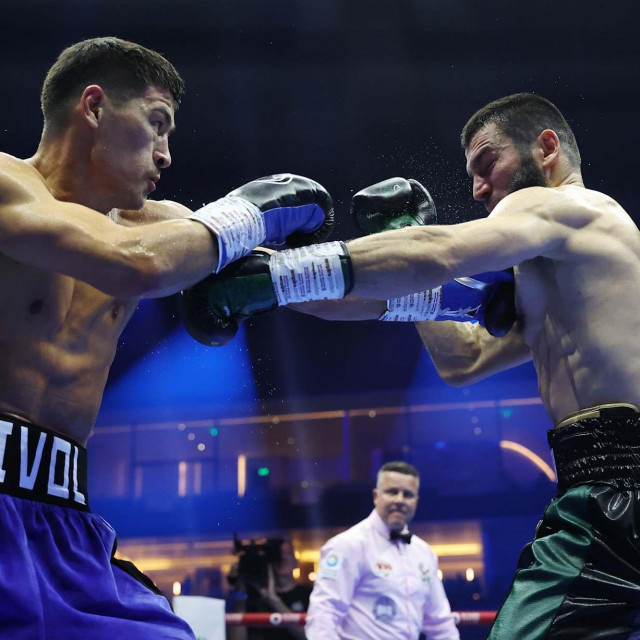 Artur Beterbiev vs. Dmitry Bivol