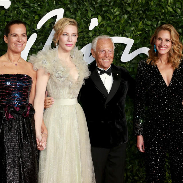 Roberta Armani, Cate Blanchett, Giorgio Armani i Julia Roberts u Londonu 2019.