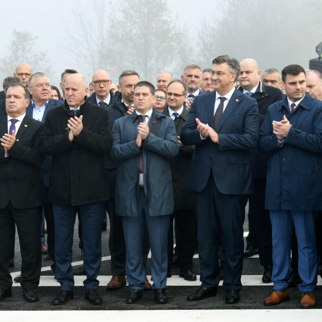 Damir Habijan, Vili Beroš, Branko Bačić, Oleg Butković, Andrej Plenković, biskup Vlado Košić, Tomo Medved