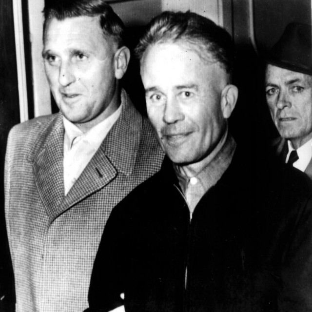 Ed Gein, 21.9.1957. dok napušta policijsku stanicu