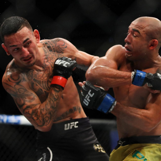  Max Holloway vs. Jose Aldo 