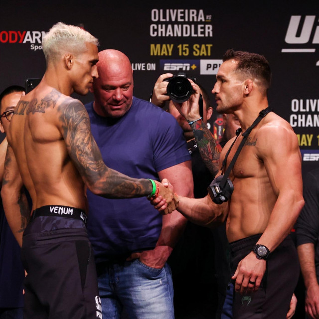 Charles Oliveira vs. Michael Chandler