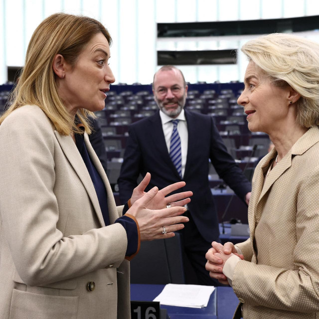 Roberta Metsola i Ursula von der Leyen