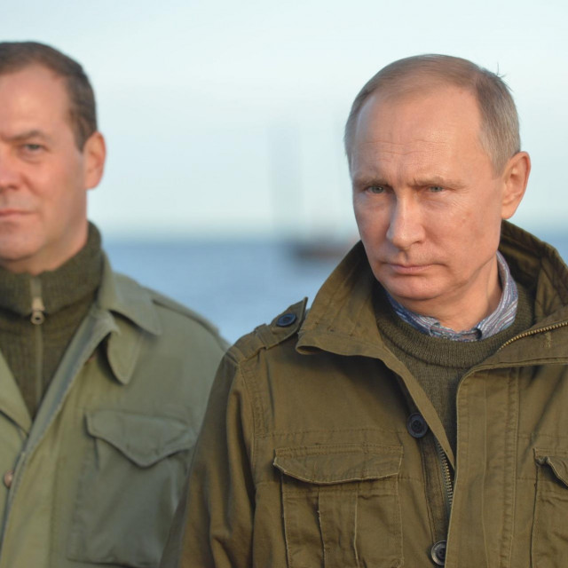 Vladimir Putin i Dmitrij Medvedev