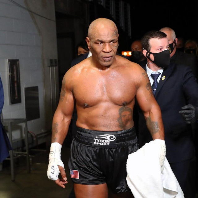  Mike Tyson