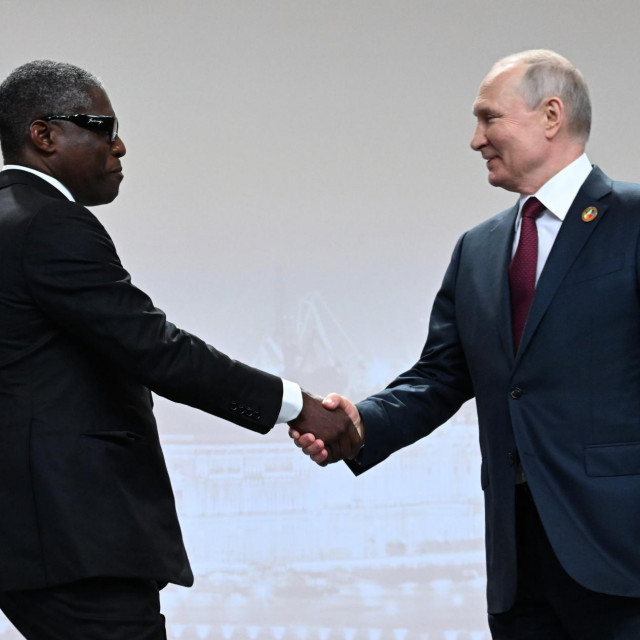 Potpredsjednik Ekvatorijalne Gvineje Teodoro Obiang Mangue, znan kao Teddy, na rusko -afričkom summitu u St. Petersburgu susreo se s ruskim predsjednikom Vladimirom Putinom